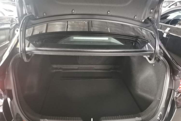 Used GAC Trumpchi EMPOW 2022 270T DCT J16 R-Style Track Edition Trunk