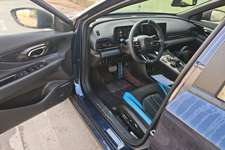 Used GAC Trumpchi EMPOW 2022 270T DCT J16 Galaxy Fighter Edition Driver Seat