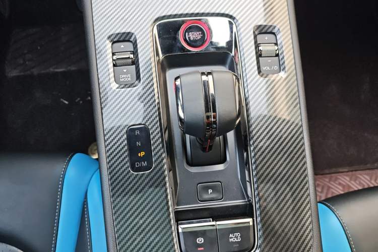 Used GAC Trumpchi EMPOW 2022 270T DCT J16 Galaxy Fighter Edition Gear Lever