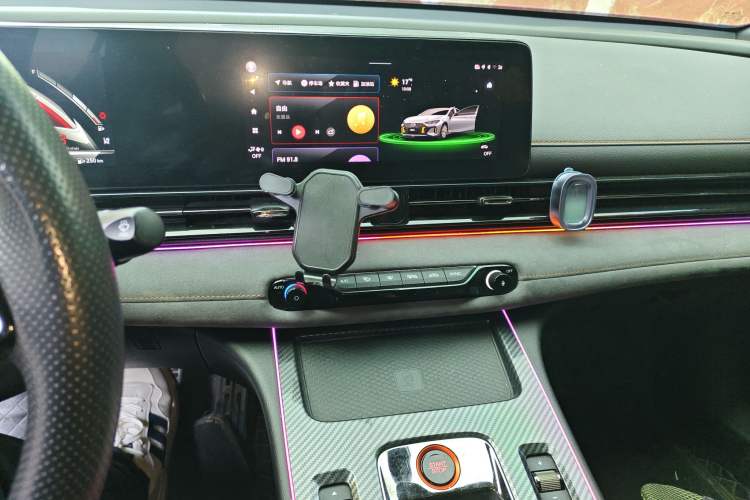 Used GAC Trumpchi EMPOW 2022 270T DCT J16 R-Style Track Edition Audio And AC Panel