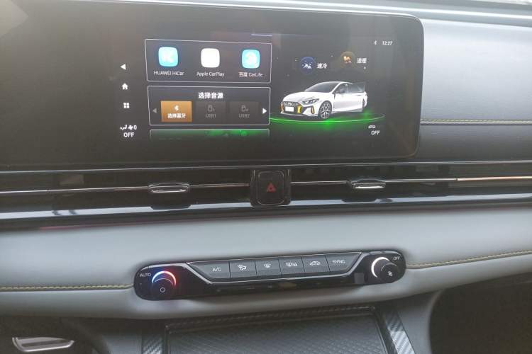 Used GAC Trumpchi EMPOW 2022 270T DCT J16 R-Style Track Edition Audio And AC Panel