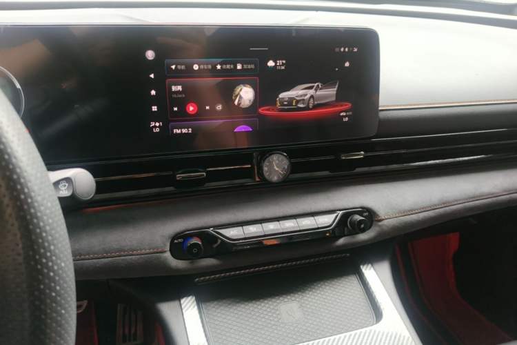 Used GAC Trumpchi EMPOW 2022 270T DCT J16 R-Style Track Edition Audio And AC Panel