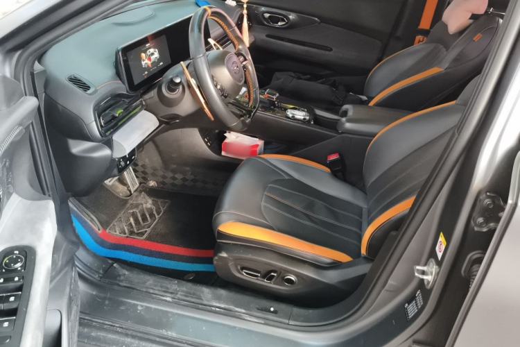 Used GAC Trumpchi EMPOW 2022 270T DCT J16 R-Style Track Edition Driver Seat