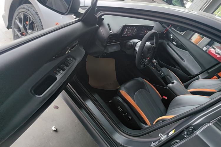 Used GAC Trumpchi EMPOW 2022 270T DCT J16 R-Style Track Edition Driver Seat