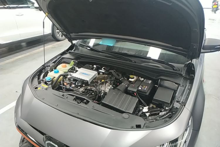 Used GAC Trumpchi EMPOW 2022 270T DCT J16 R-Style Track Edition Engine Bay