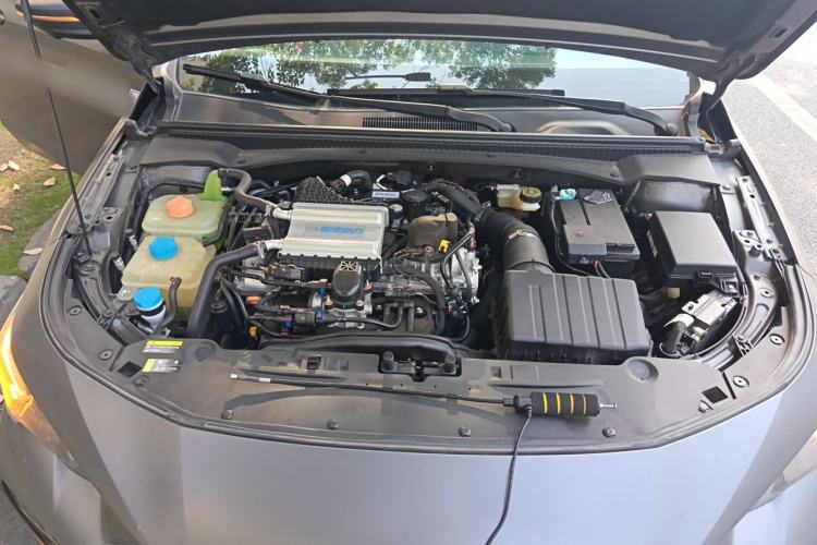 Used GAC Trumpchi EMPOW 2022 270T DCT J16 R-Style Track Edition Engine Bay