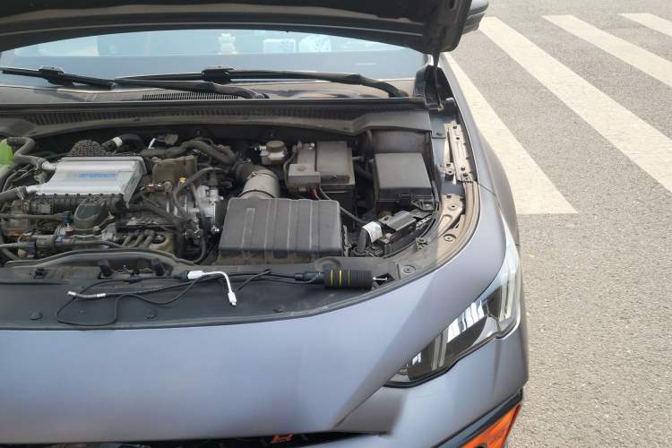 Used GAC Trumpchi EMPOW 2022 270T DCT J16 R-Style Track Edition Engine Bay Left