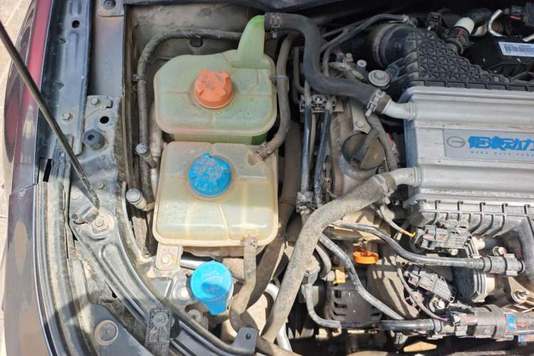 Used GAC Trumpchi EMPOW 2022 270T DCT J16 Galaxy Fighter Edition Engine Bay Right
