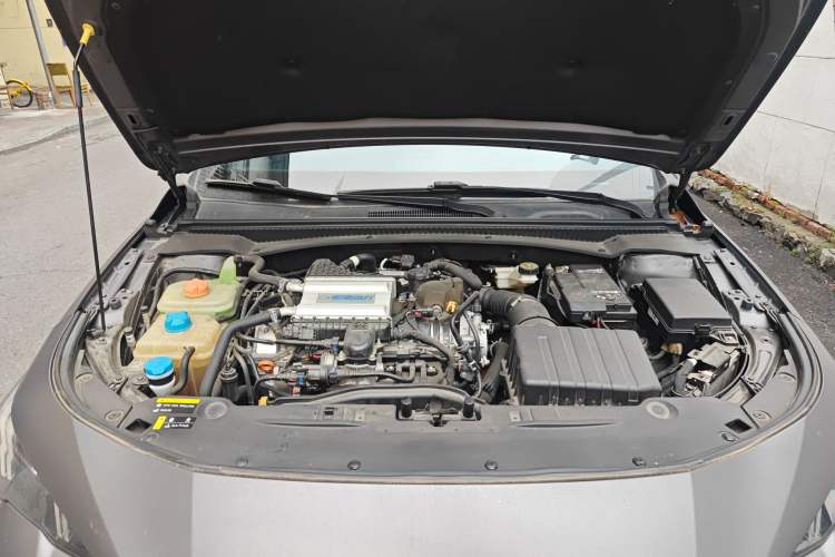 Used GAC Trumpchi EMPOW 2022 270T DCT J16 R-Style Track Edition Engine Bay
