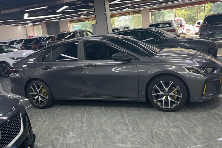 Used GAC Trumpchi EMPOW 2022 270T DCT J16 R-Style Track Edition Exterior 2