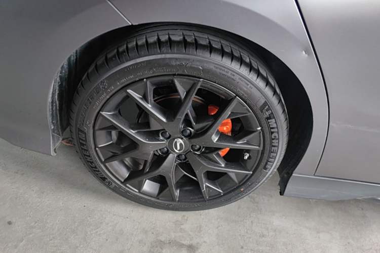 Used GAC Trumpchi EMPOW 2022 270T DCT J16 R-Style Track Edition Exterior 5