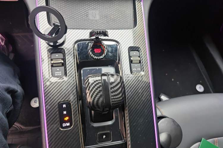 Used GAC Trumpchi EMPOW 2022 270T DCT J16 R-Style Track Edition Gear Lever