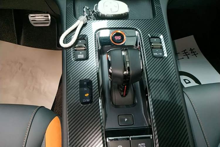 Used GAC Trumpchi EMPOW 2022 270T DCT J16 R-Style Track Edition Gear Lever