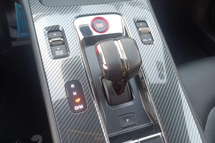 Used GAC Trumpchi EMPOW 2022 270T DCT J16 R-Style Track Edition Gear Lever