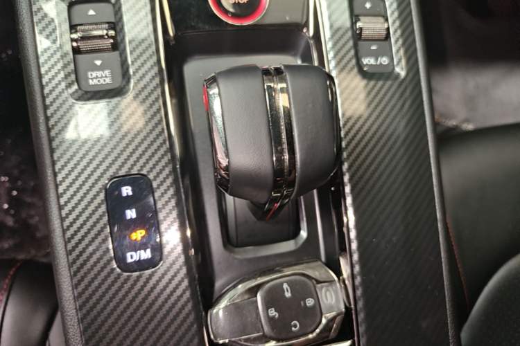 Used GAC Trumpchi EMPOW 2022 270T DCT J16 R-Style Track Edition Gear Lever