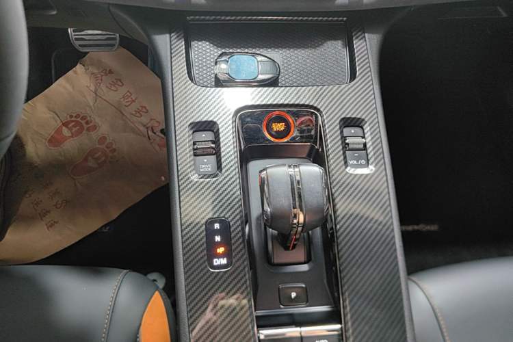 Used GAC Trumpchi EMPOW 2022 270T DCT J16 R-Style Track Edition Gear Lever