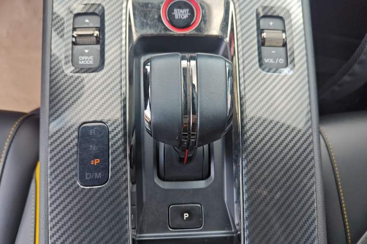 Used GAC Trumpchi EMPOW 2022 270T DCT J16 Galaxy Fighter Edition Gear Lever