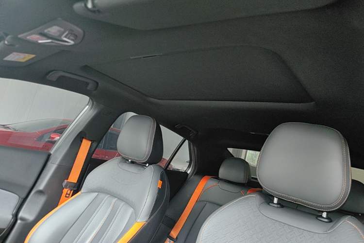 Used GAC Trumpchi EMPOW 2022 270T DCT J16 R-Style Track Edition Headliner
