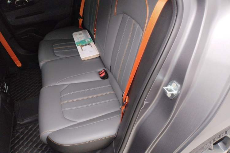 Used GAC Trumpchi EMPOW 2022 270T DCT J16 R-Style Track Edition Interior 3