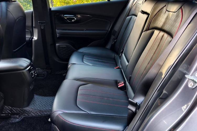 Used GAC Trumpchi EMPOW 2022 270T DCT J16 Galaxy Fighter Edition Interior 3