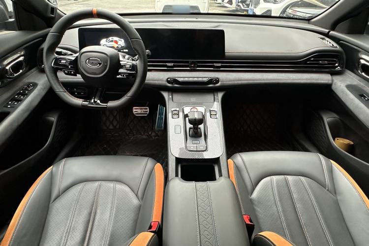 Used GAC Trumpchi EMPOW 2022 270T DCT J16 R-Style Track Edition Interior 4