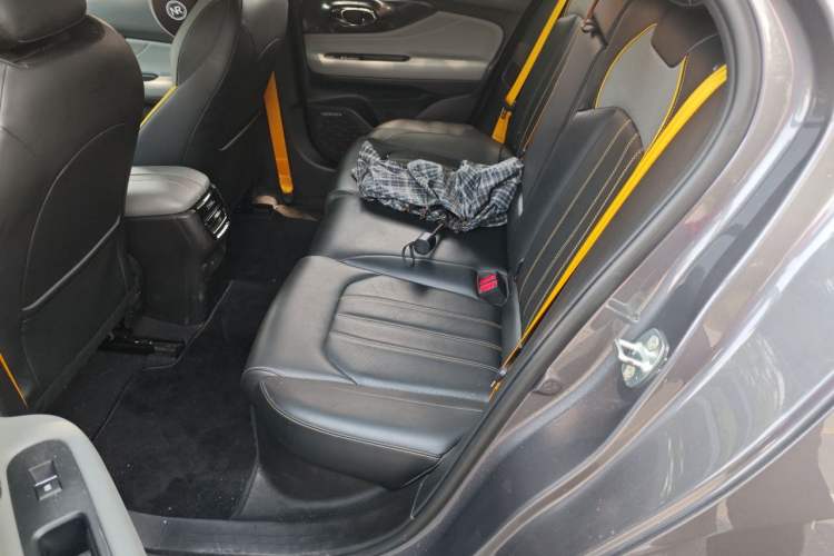 Used GAC Trumpchi EMPOW 2022 270T DCT J16 R-Style Track Edition Left Rear Seat