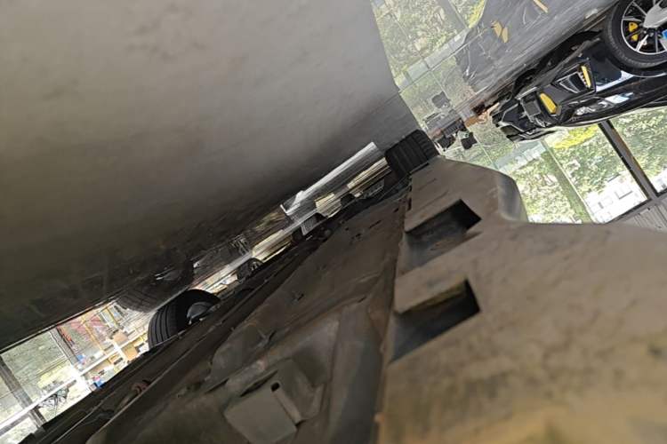 Used GAC Trumpchi EMPOW 2022 270T DCT J16 R-Style Track Edition Left Side Sill