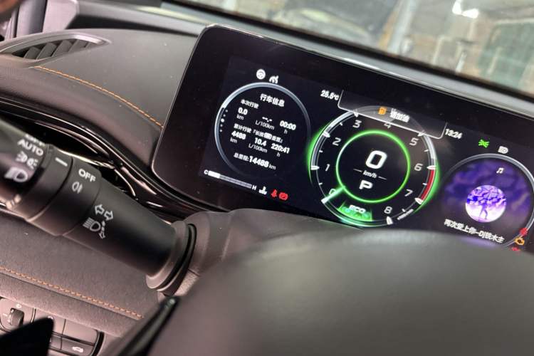 Used GAC Trumpchi EMPOW 2022 270T DCT J16 R-Style Track Edition Odometer Close Up