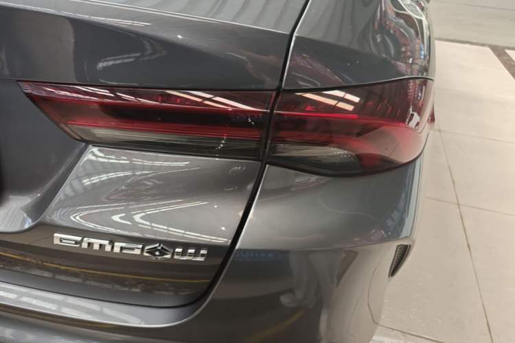 Used GAC Trumpchi EMPOW 2022 270T DCT J16 R-Style Track Edition Right Rear Taillight