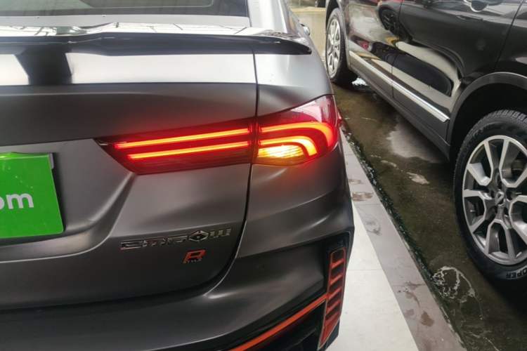 Used GAC Trumpchi EMPOW 2022 270T DCT J16 R-Style Track Edition Right Rear Taillight