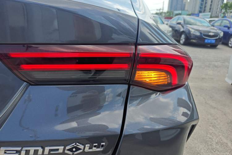 Used GAC Trumpchi EMPOW 2022 270T DCT J16 Galaxy Fighter Edition Right Rear Taillight