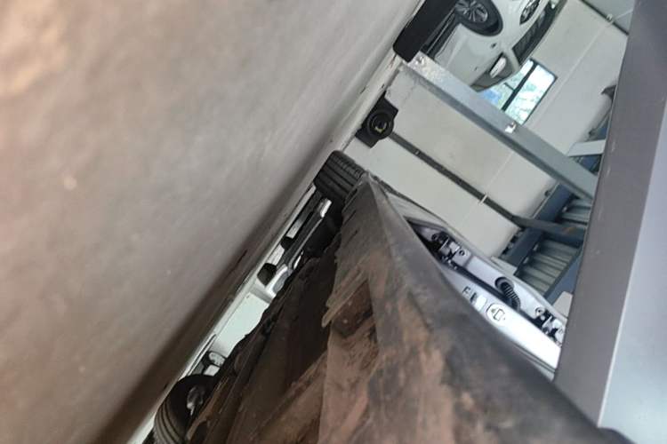 Used GAC Trumpchi EMPOW 2022 270T DCT J16 R-Style Track Edition Right Side Sill