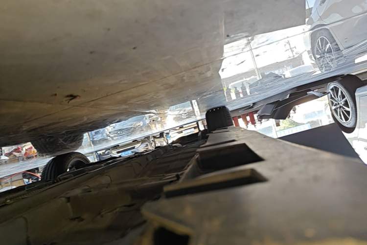 Used GAC Trumpchi EMPOW 2022 270T DCT J16 R-Style Track Edition Right Side Sill