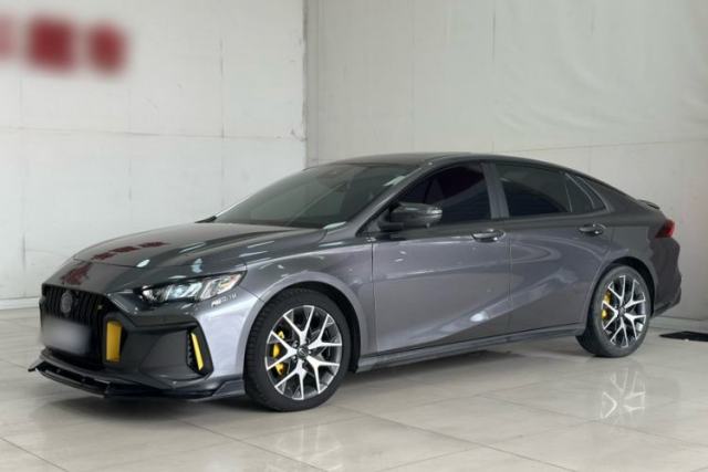GAC Trumpchi EMPOW 2022 270T DCT J16 R-Style Track Edition usado
