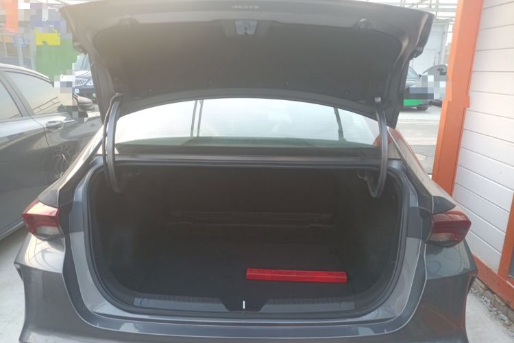 Used GAC Trumpchi EMPOW 2022 270T DCT J16 R-Style Track Edition Trunk
