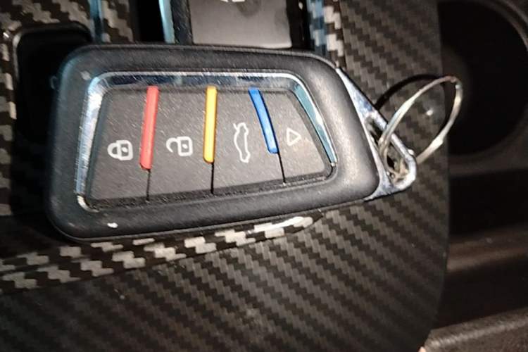 Used GAC Trumpchi EMPOW 2022 270T DCT J16 R-Style Track Edition Vehicle Key