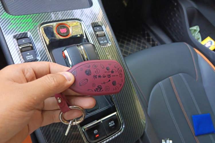 Used GAC Trumpchi EMPOW 2022 270T DCT J16 R-Style Track Edition Vehicle Key