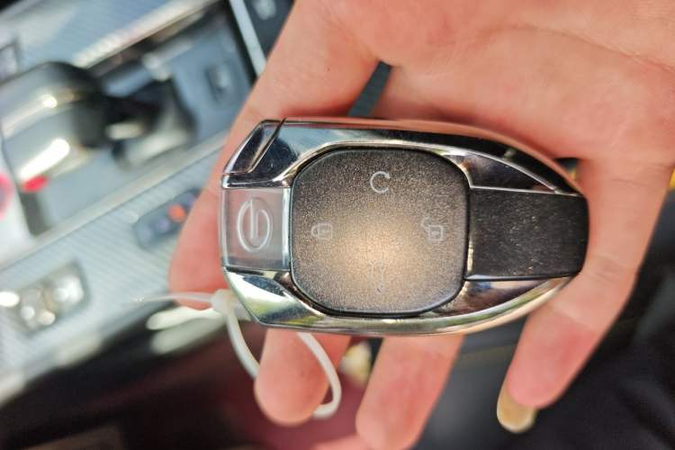 Used GAC Trumpchi EMPOW 2022 270T DCT J16 Galaxy Fighter Edition Vehicle Key