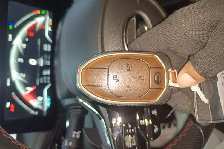 Used GAC Trumpchi EMPOW 2022 270T DCT J16 R-Style Track Edition Vehicle Key