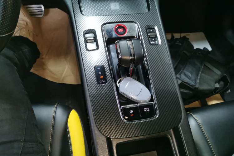 Used GAC Trumpchi EMPOW 2022 270T DCT J16 R-Style Track Edition Gear Lever
