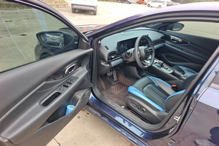 Used GAC Trumpchi EMPOW 2022 270T DCT J16 Galaxy Fighter Edition Driver Seat