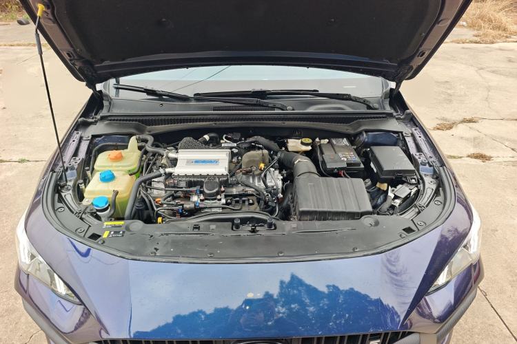 Used GAC Trumpchi EMPOW 2022 270T DCT J16 Galaxy Fighter Edition Engine Bay