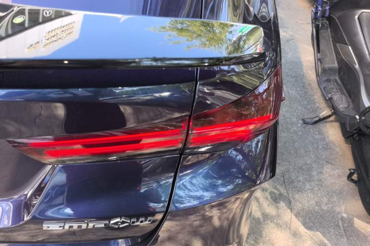 Used GAC Trumpchi EMPOW 2022 270T DCT J16 Galaxy Fighter Edition Right Rear Taillight