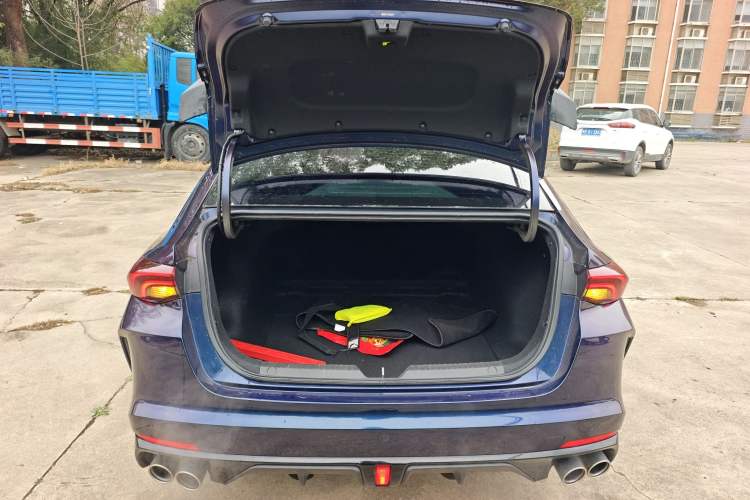Used GAC Trumpchi EMPOW 2022 270T DCT J16 Galaxy Fighter Edition Trunk