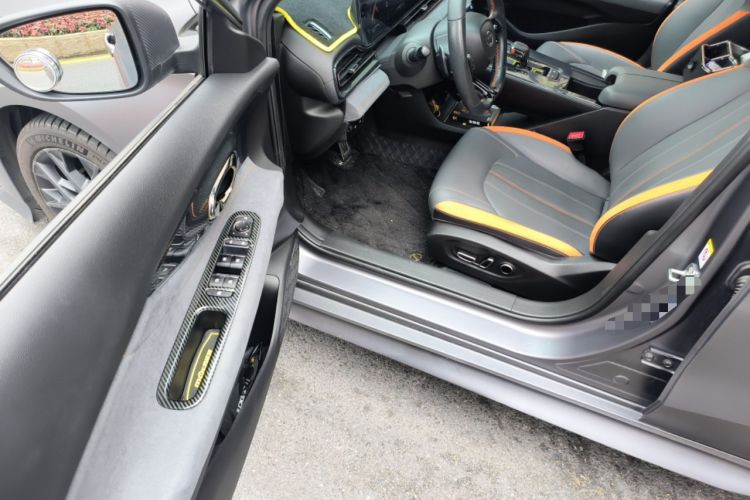 Used GAC Trumpchi EMPOW 2022 270T DCT J16 R-Style Track Edition Driver Seat