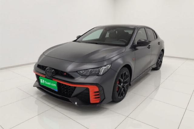 Ojetý GAC Trumpchi EMPOW 2022 270T DCT J16 R-Style Track Edition