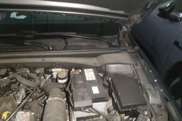 Used GAC Trumpchi EMPOW 2022 270T DCT J16 R-Style Track Edition Engine Bay Left