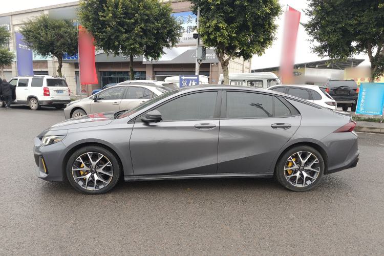 Used GAC Trumpchi EMPOW 2022 270T DCT J16 R-Style Track Edition Exterior 3