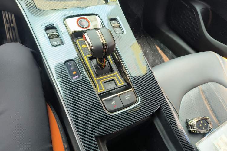 Used GAC Trumpchi EMPOW 2022 270T DCT J16 R-Style Track Edition Gear Lever