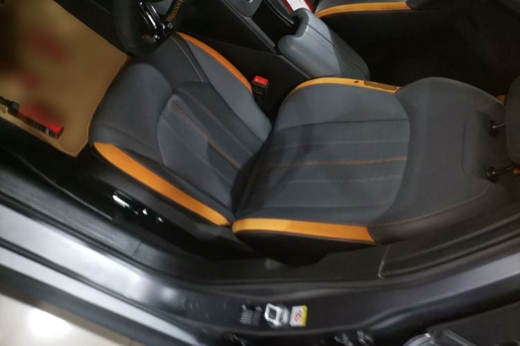 Used GAC Trumpchi EMPOW 2022 270T DCT J16 R-Style Track Edition Left Front Seat